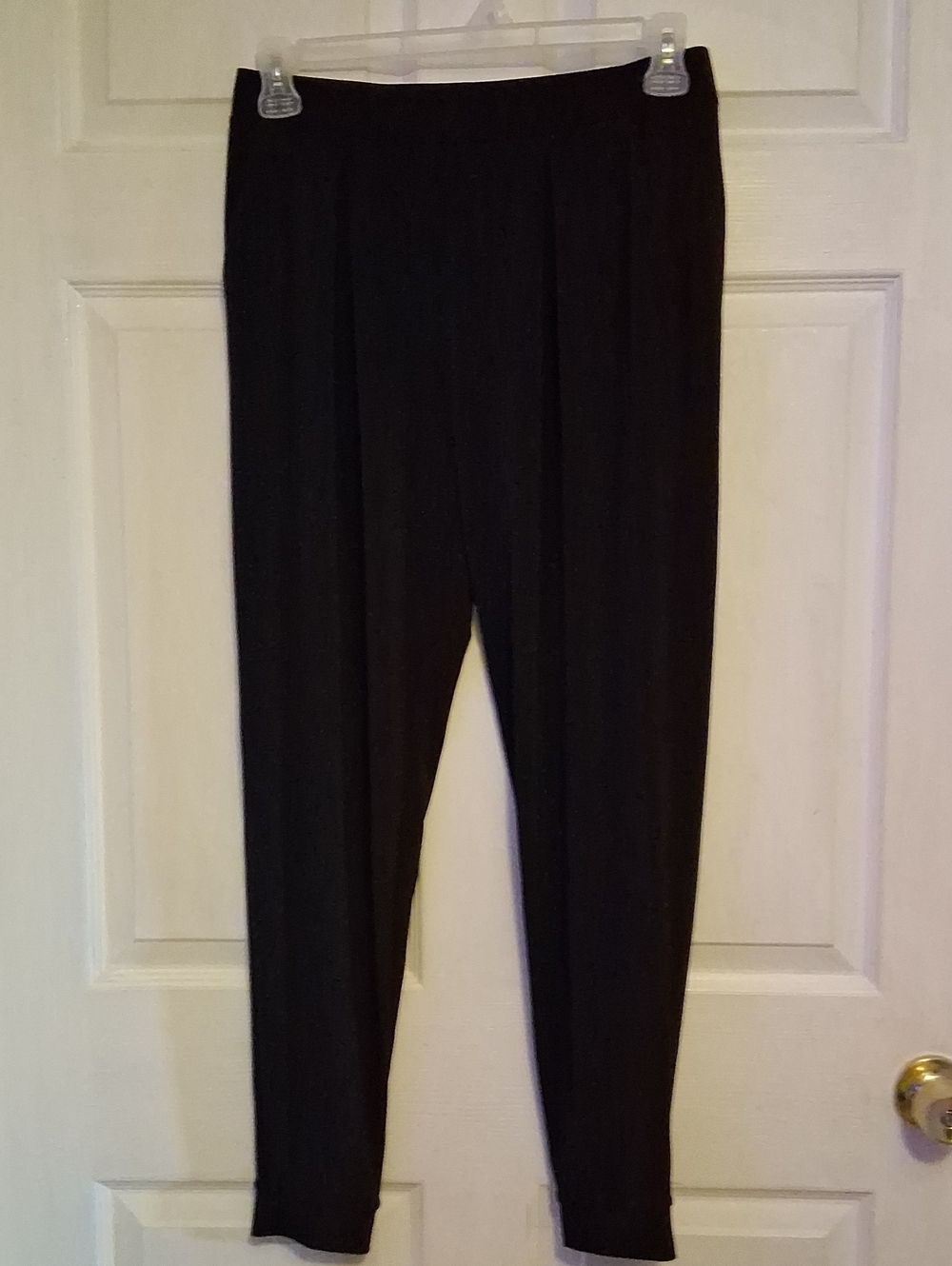 Black Women's Knit Pull-On Pants